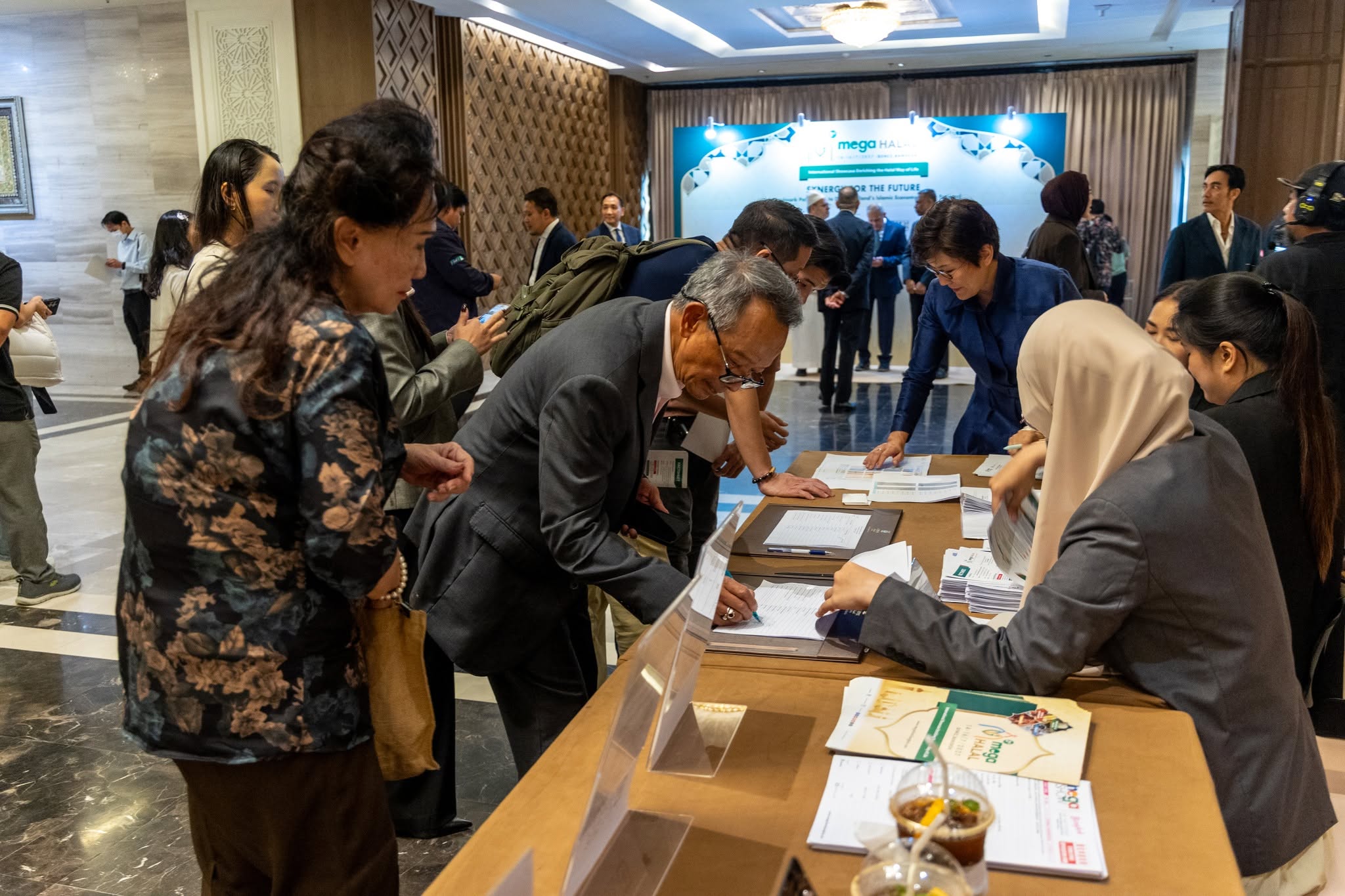 จับตา MEGA HALAL Bangkok 2027! 11 พันธมิตรผนึกกำลัง ดันไทยสู่เวทีเศรษฐกิจอิสลามโลก